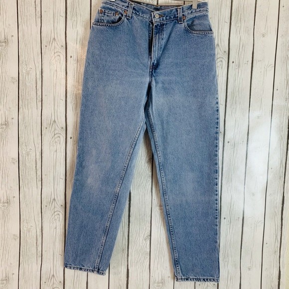 Vintage Womens Levis 550 Relaxed Fit Tapered Leg Denim Blue Jeans Size 12 Reg M - Picture 1 of 7